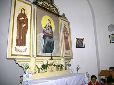Oltář v kapli